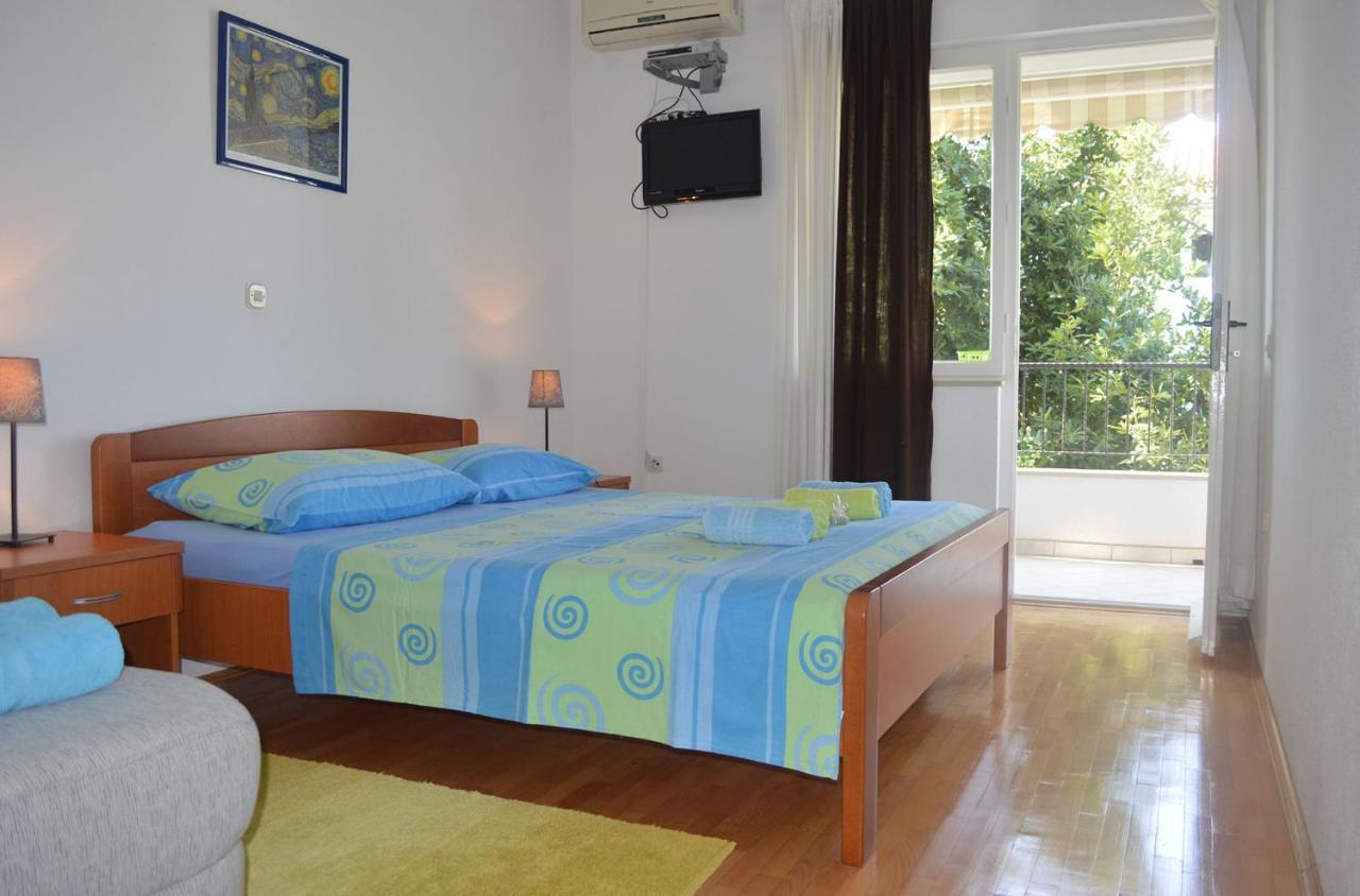 Apartments With A Parking Space Makarska - 11361 Exterior photo