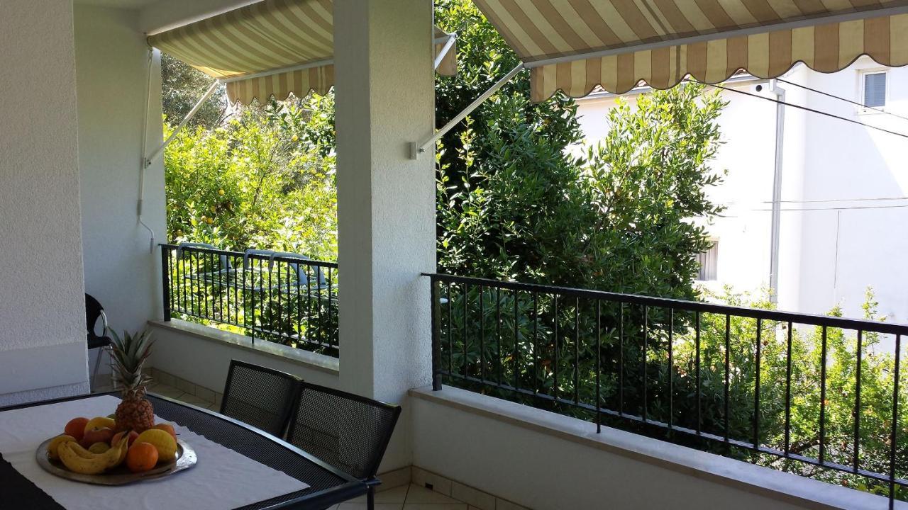 Apartments With A Parking Space Makarska - 11361 Exterior photo